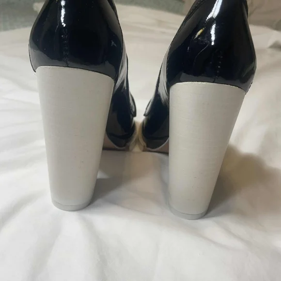 Jeffrey Campbell Ibiza Handmade Black And White Platform Patent Leather Heels - Picture 7 of 11